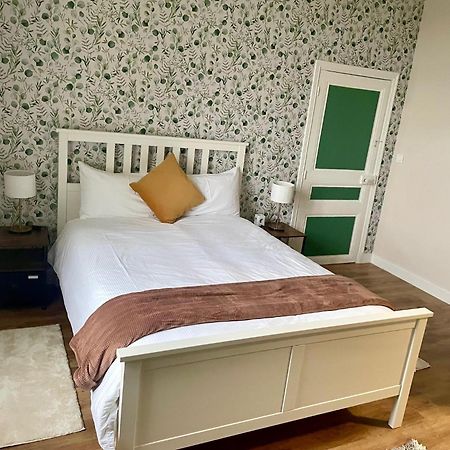 Maison Du Verger Le Vigeant Ngoại thất bức ảnh